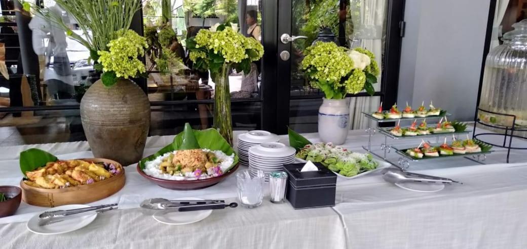 Warisan Heritage Boutique Hotel Solo Exterior foto