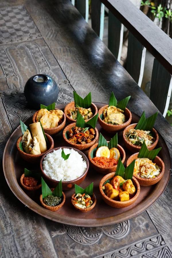 Warisan Heritage Boutique Hotel Solo Exterior foto